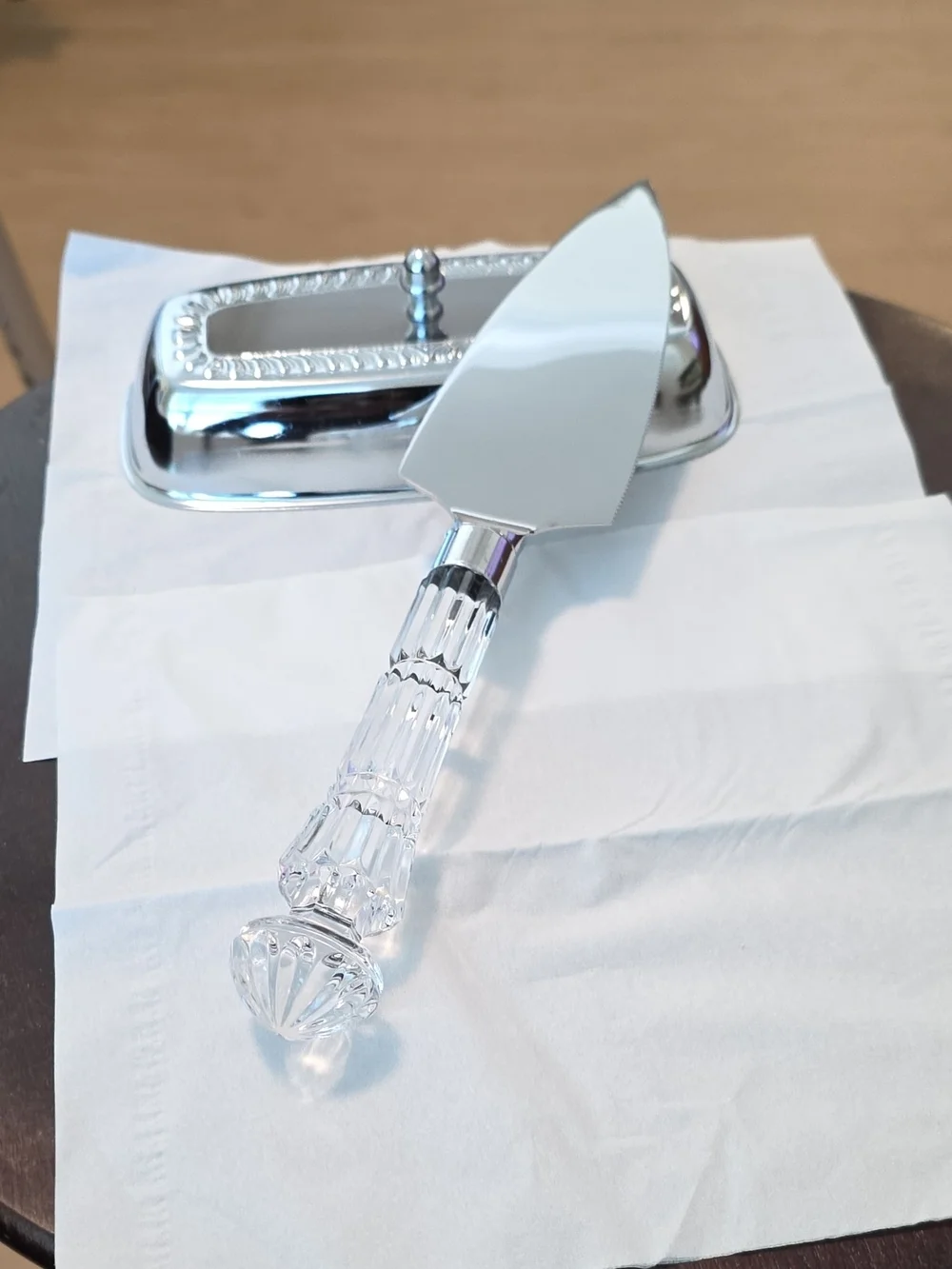 Silver Crystal-Handle Cake Server - Elegant Home Dining